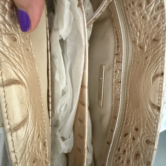 Brahmin Metallic Gold Croc-Embossed Crossbody Bag NWT - Picture 4 of 7